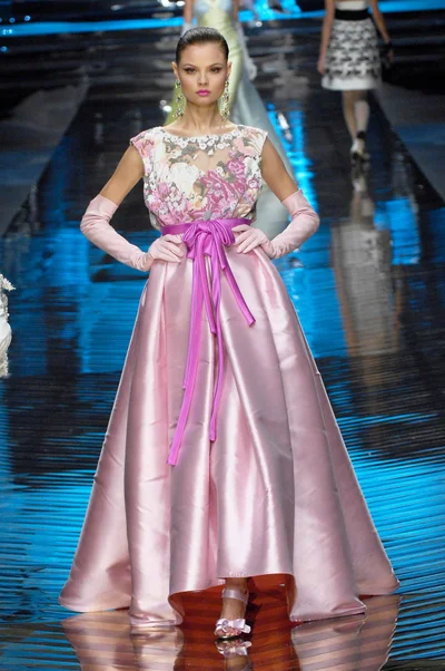 Look 50